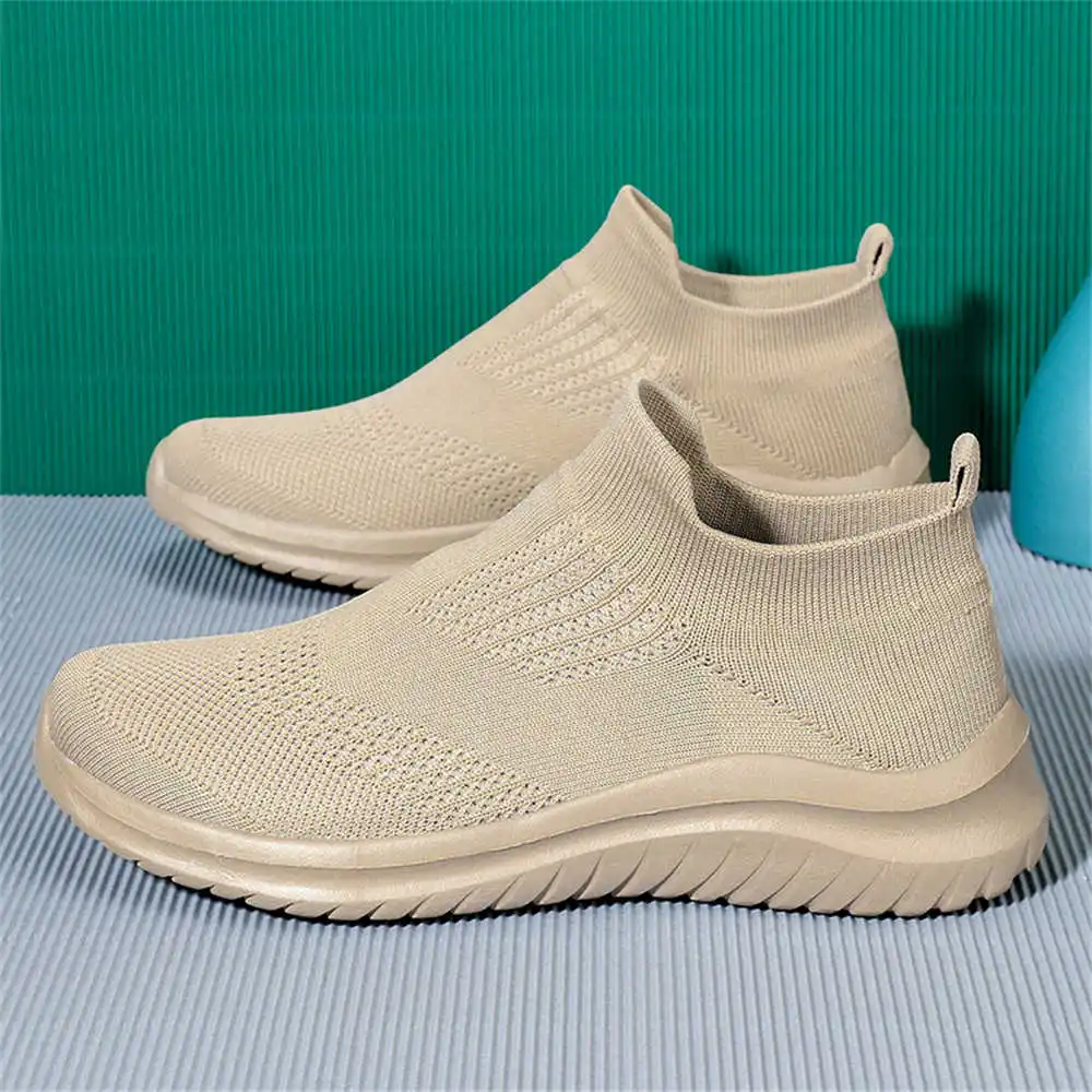 Bej Yumuşak Yeni Yenilik Tenis - Formal Men Daily Wear Footwear incelemesi ve fiyatı